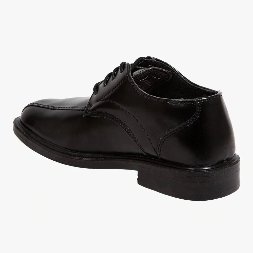 Deer Stags Shiny Black Dress Shoes size 2 1/2.               (#69)